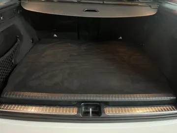 MERCEDES-BENZ GLC 300de 4Matic AMG Line AHK LED LM 19  RFK