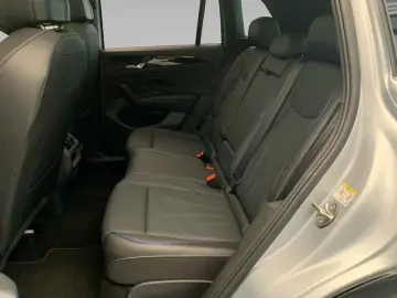 VW Tiguan R-Line TSI DSG 4M  AHK PANO STDHZ LEDER