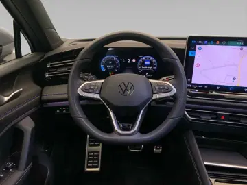 VW Tiguan R-Line TSI DSG 4M  AHK PANO STDHZ LEDER