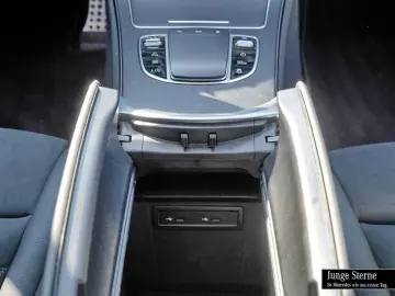 MERCEDES-BENZ GLC 300 d 4M Coupé AMG AHK SD BURMESTE…