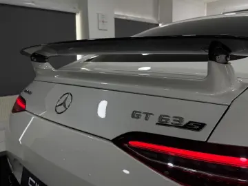 MERCEDES-BENZ AMG GT 63 S 4M  PANO AERO AIR KERAMIK HUD 360