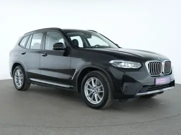 BMW X3 xDrive20i LEDER Pano Navi Kamera Parkassist