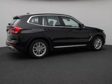 BMW X3 xD30e Panorama Kamera Laser HUD DAB HiFi 18