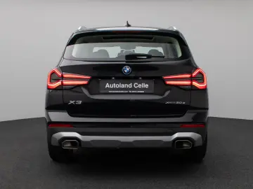 BMW X3 xD30e Panorama Kamera Laser HUD DAB HiFi 18