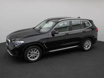 BMW X3 xD30e Panorama Kamera Laser HUD DAB HiFi 18