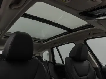 BMW X3 xD30e Panorama Kamera Laser HUD DAB HiFi 18