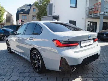 BMW 330e M Sport  Brooklyn  HUD  LED  0 5% Versteu.
