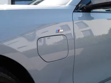 BMW 330e M Sport  Brooklyn  HUD  LED  0 5% Versteu.