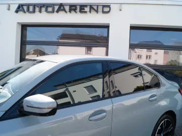BMW 330e M Sport  Brooklyn  HUD  LED  0 5% Versteu.