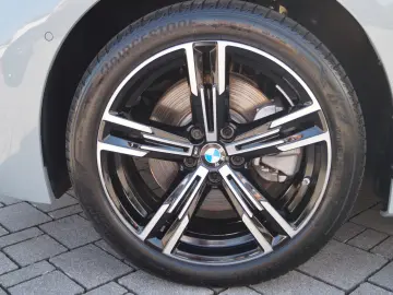 BMW 330e M Sport  Brooklyn  HUD  LED  0 5% Versteu.
