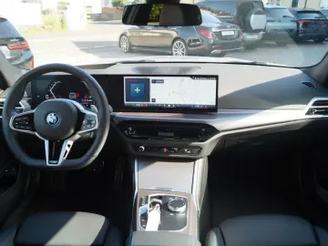 BMW 330e M Sport  Brooklyn  HUD  LED  0 5% Versteu.