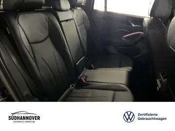 VW Tiguan R-Line 2.0 TSI 4M DSG STANDHZG PANO RearV