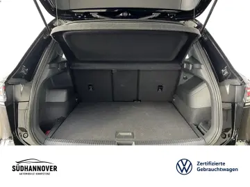 VW Tiguan R-Line 2.0 TSI 4M DSG STANDHZG PANO RearV