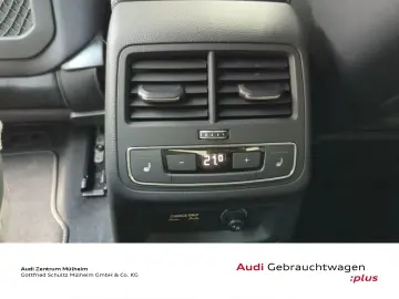 AUDI A5 Cabriolet 40 TFSI quattro S line Navi virtual