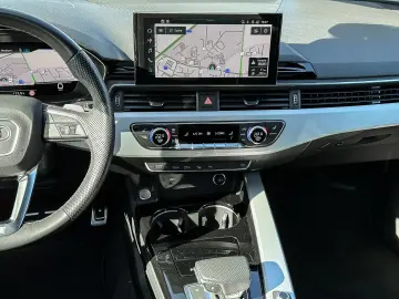AUDI A5 Sportback 35TDI 2x S-line AHK Matrix Pano Sta