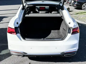 AUDI A5 Sportback 35TDI 2x S-line AHK Matrix Pano Sta