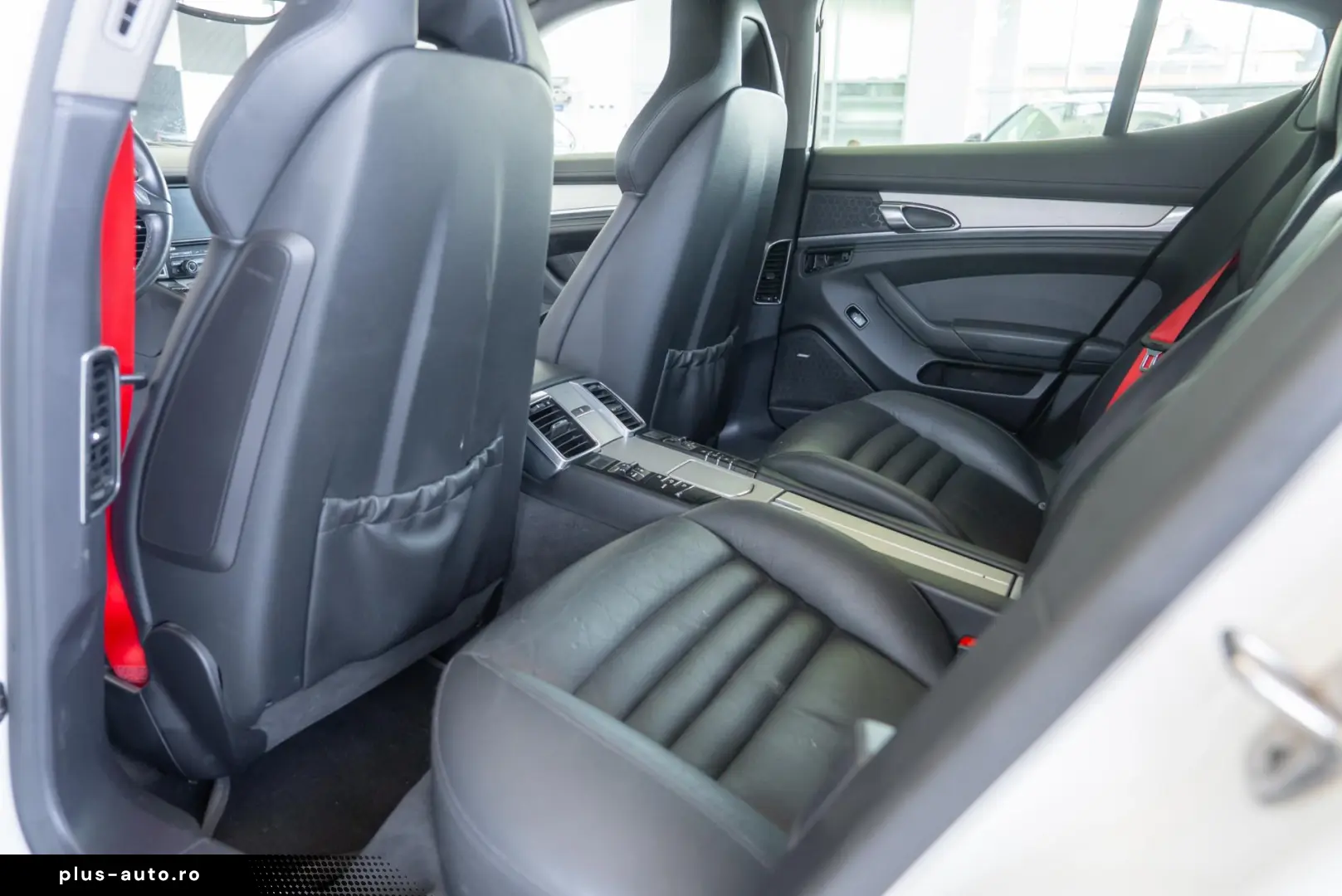 Porsche Panamera 4S V8 4.8