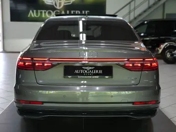 AUDI A8 55 TFSI quattr ACC HUD LEDER PANO STHZ MATRIX