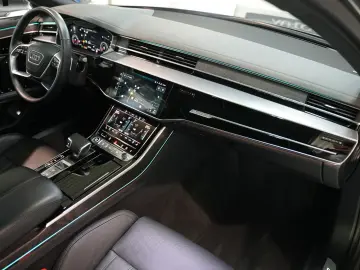 AUDI A8 55 TFSI quattr ACC HUD LEDER PANO STHZ MATRIX