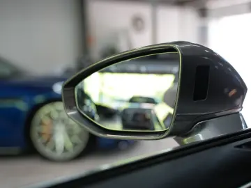 AUDI A8 55 TFSI quattr ACC HUD LEDER PANO STHZ MATRIX