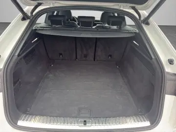 AUDI Q8 50 TDI quattro  S-LINE LUFTFEDERUNG NAVI