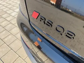 AUDI RSQ8 performance #25 #RS Design blau #305 km h