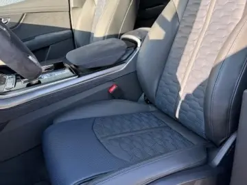 AUDI RSQ8 performance #25 #RS Design blau #305 km h