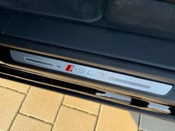 AUDI RSQ8 performance #25 #RS Design blau #305 km h