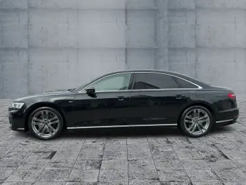 AUDI A8 L 60 TFSI e QU MATRIX NAV HuD B&O TV AIR PANO