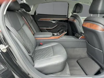AUDI A8 L 60 TFSI e QU MATRIX NAV HuD B&O TV AIR PANO