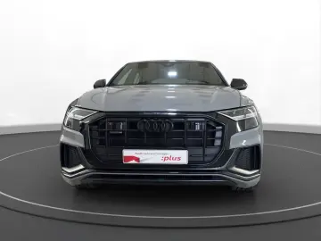 AUDI Q8 50 TDI quattro S line competition     AHK