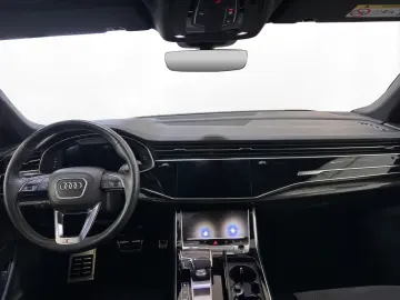 AUDI Q8 50 TDI quattro S line competition     AHK