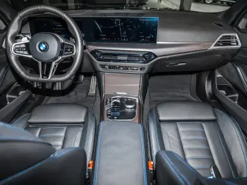 BMW 330i xDrive M Sport LC Prof. HiFi ACC RFK LED PD