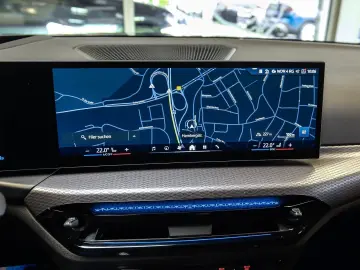 BMW 330i xDrive M Sport LC Prof. HiFi ACC RFK LED PD