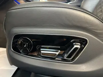 AUDI A8 55 TFSI Lang qu PANO H-UP VIRTUAL MATRIX B&O