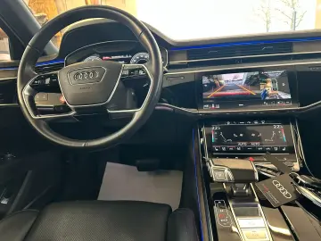 AUDI A8 55 TFSI Lang qu PANO H-UP VIRTUAL MATRIX B&O
