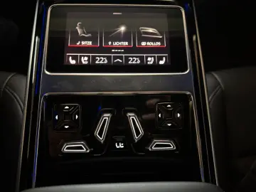 AUDI A8 55 TFSI Lang qu PANO H-UP VIRTUAL MATRIX B&O