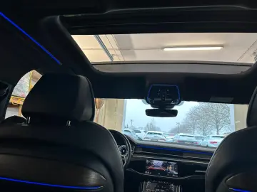 AUDI A8 55 TFSI Lang qu PANO H-UP VIRTUAL MATRIX B&O