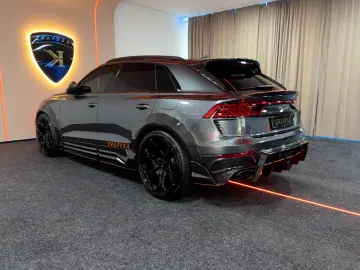 AUDI RSQ8 KEYVANY CARBON KERAMK B&O STAN.HZ DYNMK.PLS