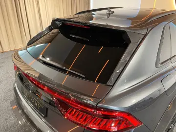 AUDI RSQ8 KEYVANY CARBON KERAMK B&O STAN.HZ DYNMK.PLS