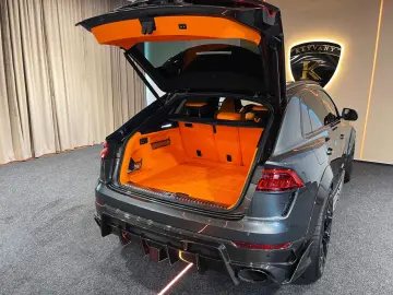 AUDI RSQ8 KEYVANY CARBON KERAMK B&O STAN.HZ DYNMK.PLS