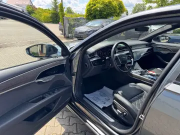 AUDI A8 55TFSI L quatt. S-line HD-Matrix B&O