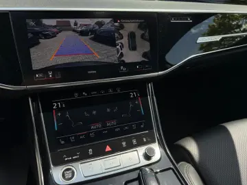 AUDI A8 55TFSI L quatt. S-line HD-Matrix B&O