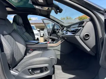 AUDI A8 55TFSI L quatt. S-line HD-Matrix B&O