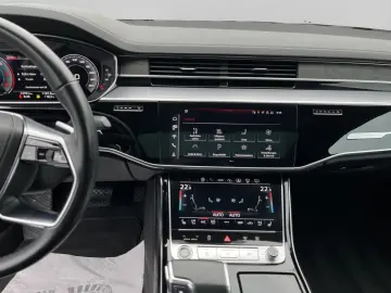 AUDI A8 50 TDI S Line Matrix Pano Leder HuD ACC