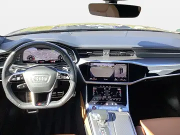 AUDI RS 6 Avant 4.0TFSI quattro Matrix LED Scheinwerf