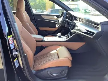 AUDI RS 6 Avant 4.0TFSI quattro Matrix LED Scheinwerf