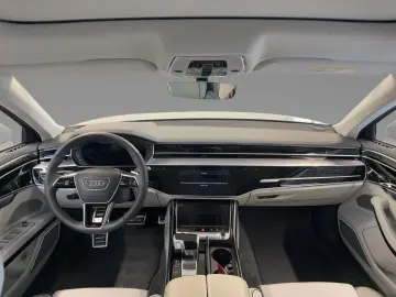 AUDI A8 Lang 50 TDI quattro Matrix Head-Up Standh Pan