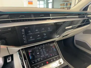AUDI A8 Lang 50 TDI quattro Matrix Head-Up Standh Pan