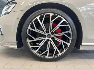 AUDI A8 Lang 50 TDI quattro Matrix Head-Up Standh Pan